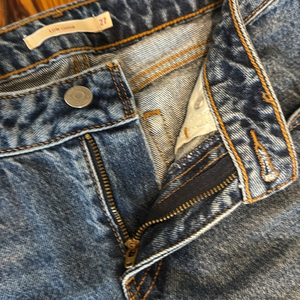 Levi’s low loose, size 27. - Picture 4 of 9
